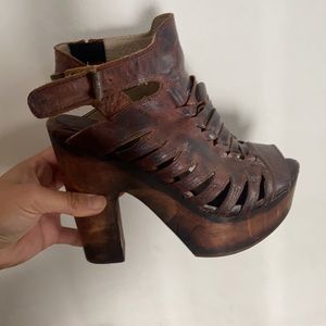 Freebird Steve Madden platform heels